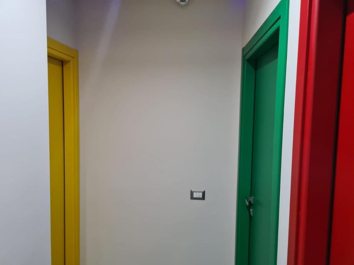 Arcobaleno By Dimora Chic Hotel โนวารา ภายนอก รูปภาพ